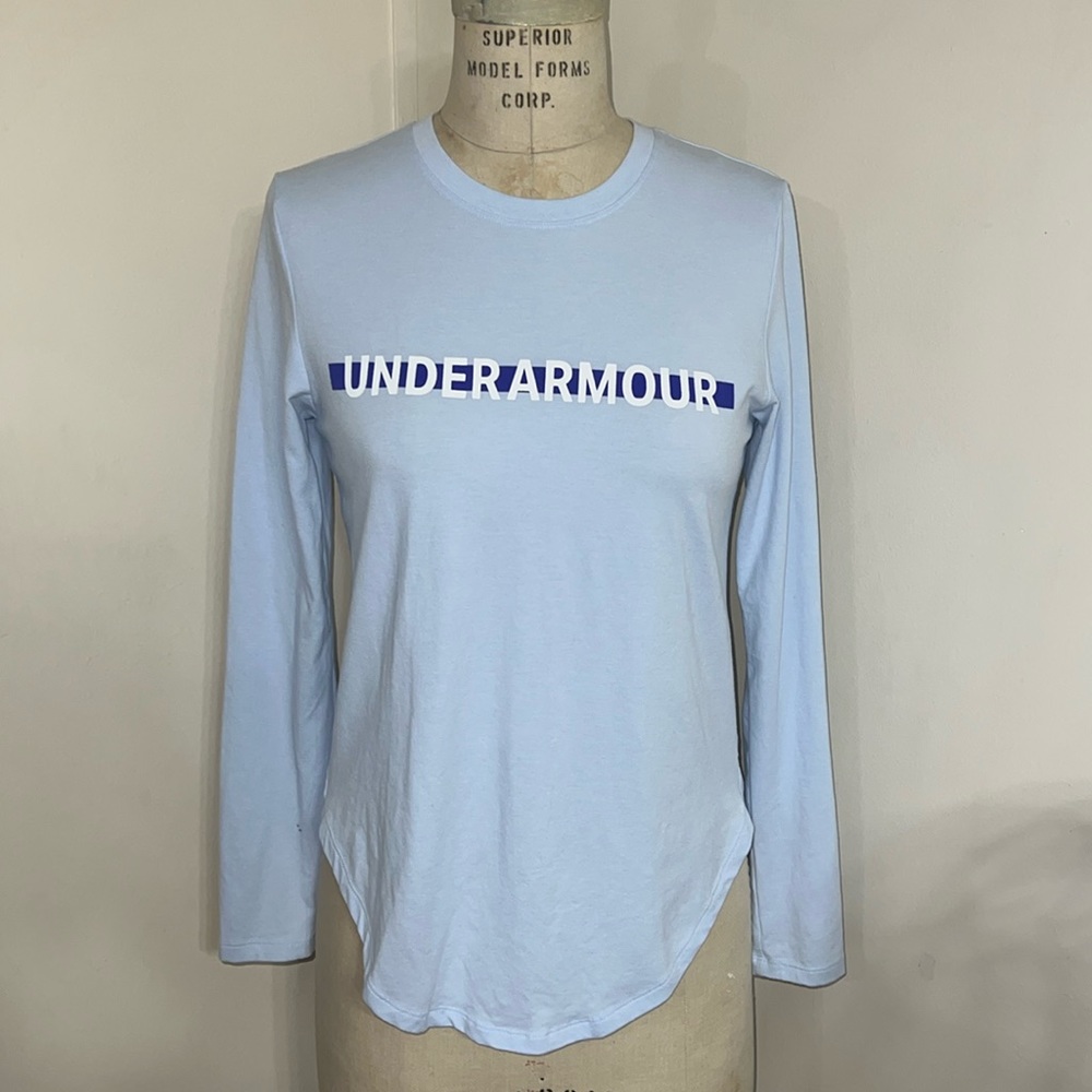 Under Armour Shirttail Hem Knit Baby Blue Top Size M